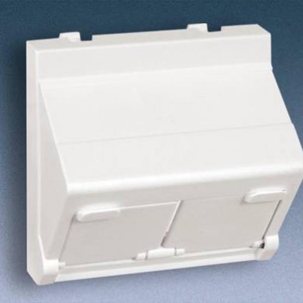 Simon Connect Płytka K45 gniazda teleinformatycznego podwójnego 2xRJ skośna z przesłoną anodyzowane aluminium KB80/8 TSC-KB80-8