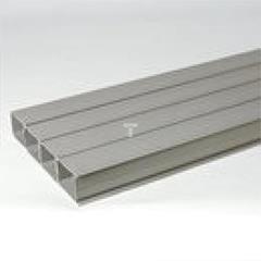 Kanał podłogowy PCW 200x28 /4 przedziały/ 089663 /2m/