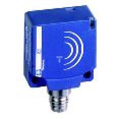 Czujnik indukcyjny XS7 26x26x13, PBT, Sn10mm, 12..24VDC, M8 XS7E1A1DAM8