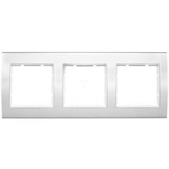 B.3 Ramka potrójna alu/śnieżnobiały 10133904