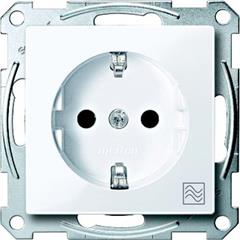 Gniazdo wtykowe SCHUKO z ozn. /kuch.mikrofal./ przesł., b.śrub., B.A, P, Sys M MTN2356-0325