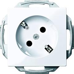 Gniazdo wtykowe SCHUKO 45° z przesłoną, b.śrub., B.A, P, Sys M MTN2370-0325