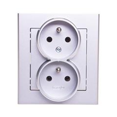 SONATA Gniazdo podwójne z ramką srebro mat z/u 16A IP20 z funkcją niezamienności faz GP-2RC/38