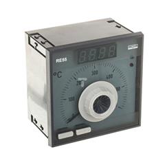 Regulator analogowy nastawa Fe-CuNi 0-600st.C regulator PID konfigurowane wyjście przekaźnikowe bez atestu KJ RE55 0931000