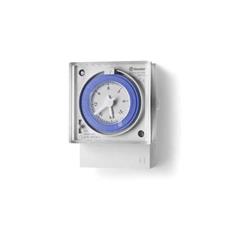 Programator tygodniowy i dobowy mechaniczny 1P 16A 230V AC, montaż panelowy 72x72mm 12.31.8.230.0007