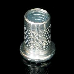 Nakrętka nitowana MN 8 ZNCR /100szt./