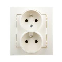 SONATA Gniazdo podwójne z ramką ecru z/u 16A IP20 z funkcją niezamienności faz GP-2RC/27