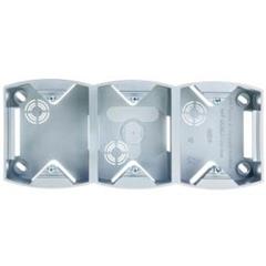 GAZELA Puszka natynkowa potrójna pionowa srebrna PNP-3JV/18