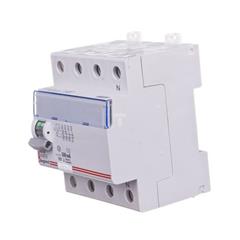 Wyłącznik różnicowoprądowy 4P 40A 0,5A typ AC P304 TX3 411738