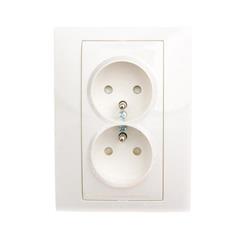 Unica Plus Gniazdo podwójne piaskowy z/u 16A IP20 MGU63.069.25