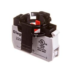 Przycisk sterowniczy 22mm czerwony 1R z samopowrotem 022961