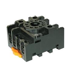 Gniazdo wtykowe do przekazników R15 3P 12A 300V AC czarne GZS11 2613508