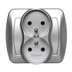 Simon Akord Gniazdo podwójne z/u 16A IP20 z przesłoną torów alumimium metalizowane AGZ2z/26 WMAW-40211x-D012