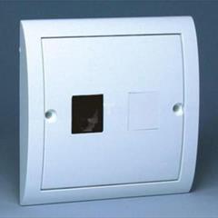 Simon Classic Gniazdo komputerowe pojedyncze RJ45 kat.5e Krone białe M5K1/11 WMCK-1510K2-1013